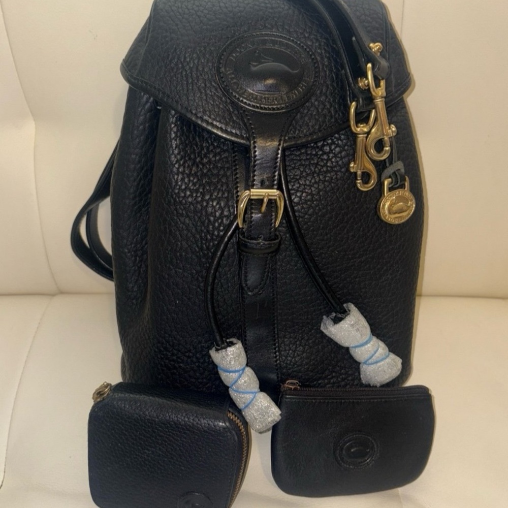 New Vintage! “Dooney & Bourke” Blk AWL Backpack, Earbuds Case & Change Pouch Set